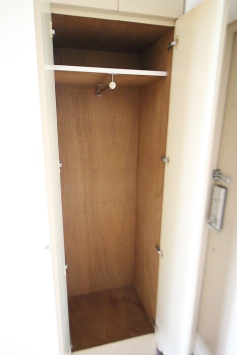 物件内観写真17　(収納)