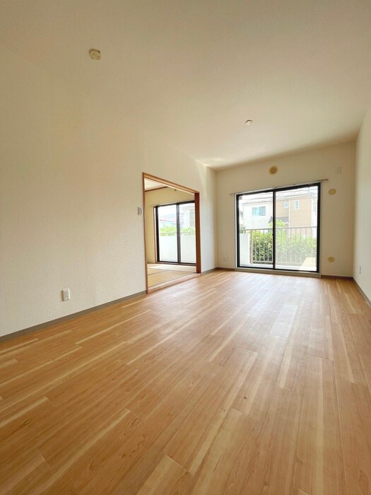 物件内観写真7　(居室)