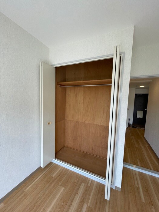 物件内観写真12　(収納)