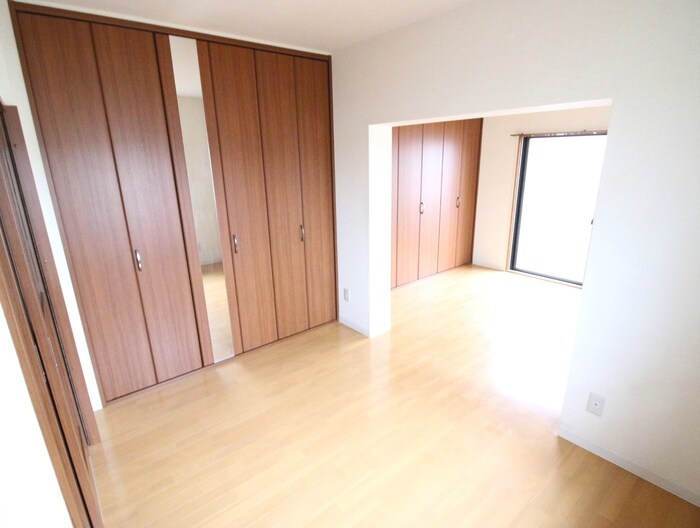物件内観写真9　(居室)