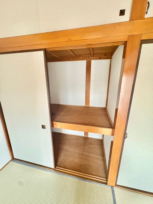 物件内観写真11　(収納)