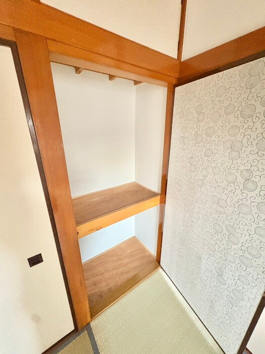 物件内観写真12　(収納)