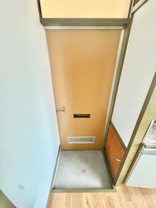 物件内観写真21　(玄関)