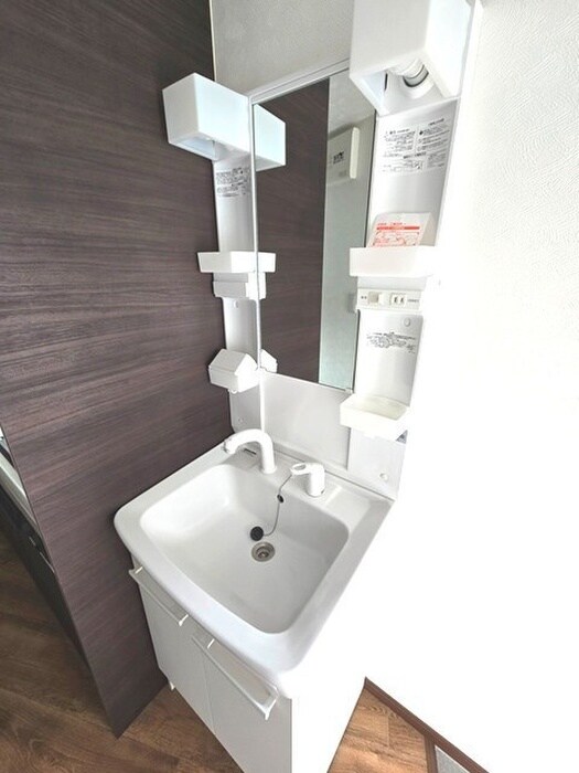 物件内観写真9　(洗面)