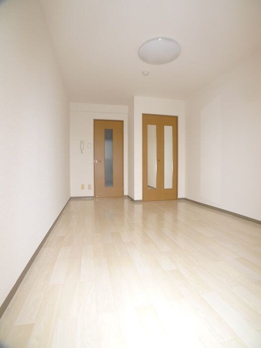 物件内観写真5　(居室)