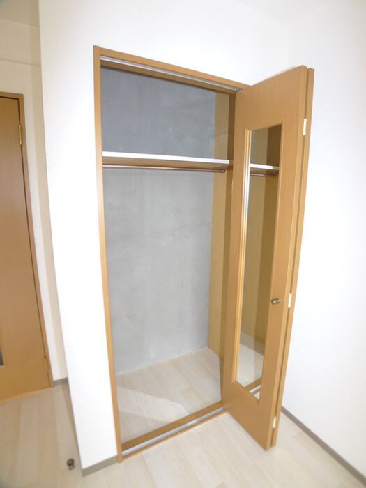 物件内観写真9　(収納)
