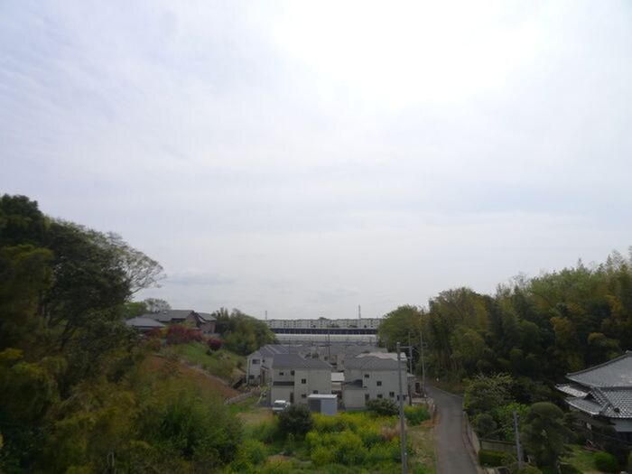 物件内観写真15　(室内からの展望)