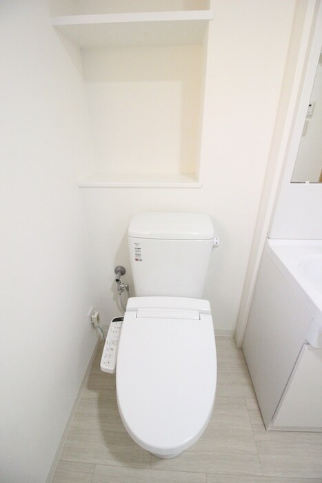 物件内観写真9　(トイレ)