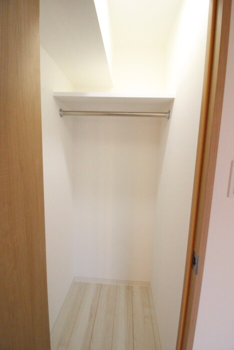 物件内観写真15　(収納)