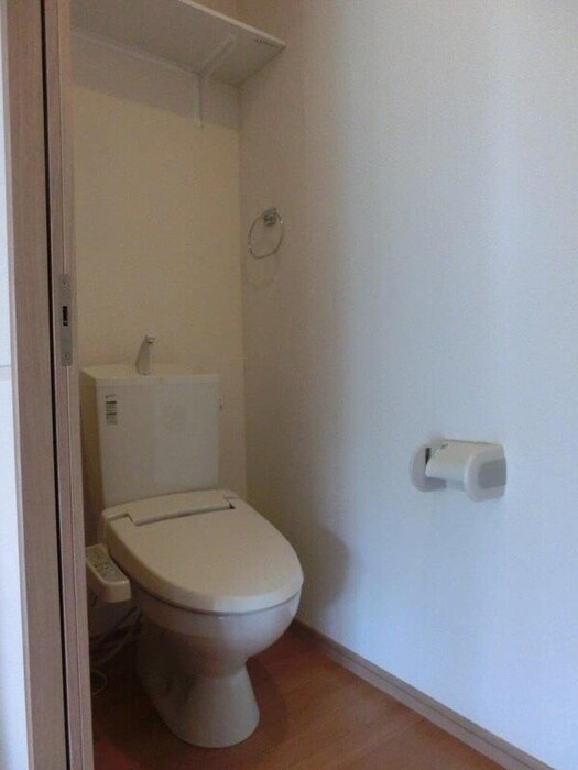 物件内観写真11　(トイレ)