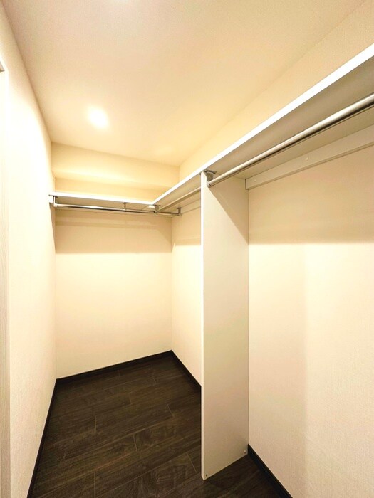 物件内観写真11　(収納)