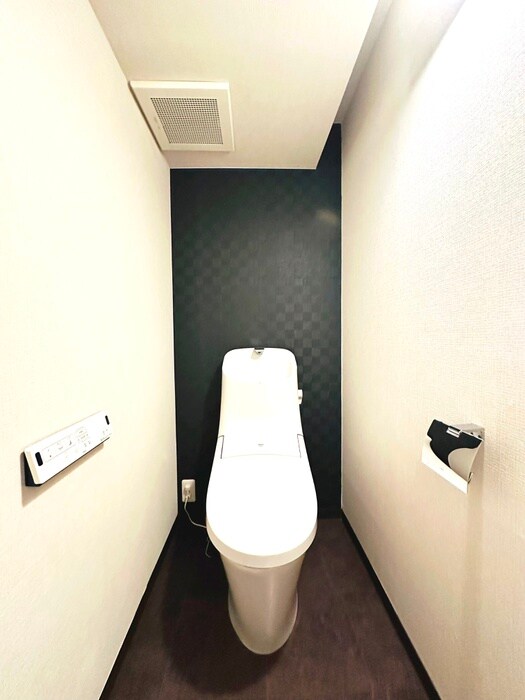 物件内観写真15　(トイレ)