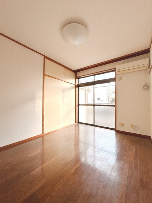 物件内観写真6　(居室)