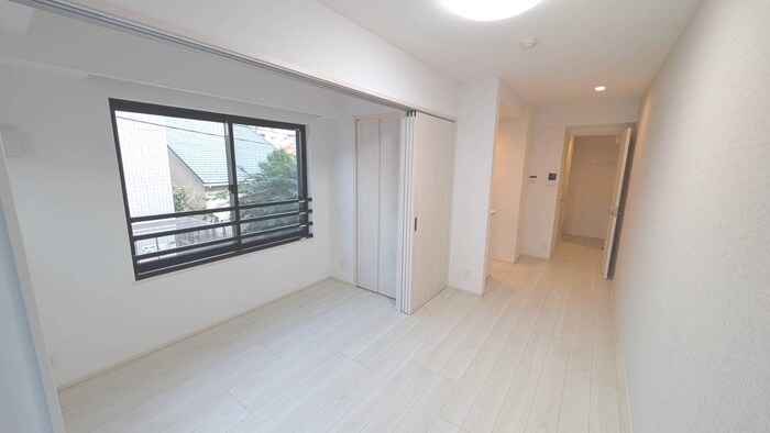 物件内観写真10　(居室)