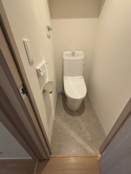 物件内観写真13　(トイレ)