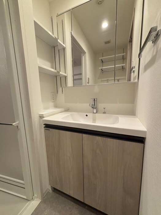 物件内観写真15　(洗面)