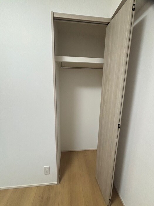 物件内観写真16　(収納)