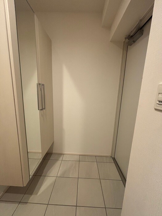 物件内観写真21　(玄関)