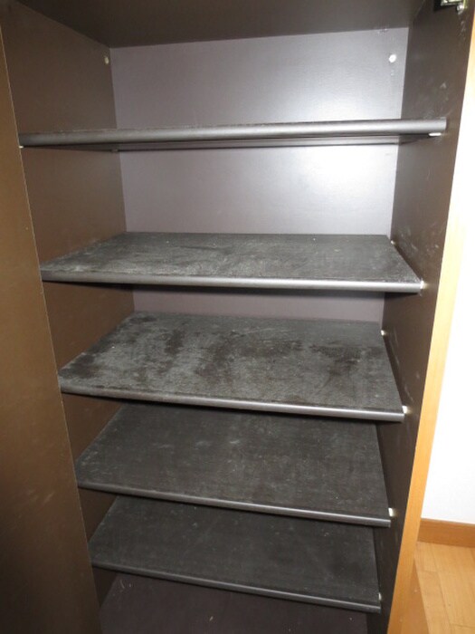 物件内観写真8　(靴箱)