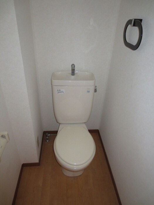 物件内観写真10　(トイレ)