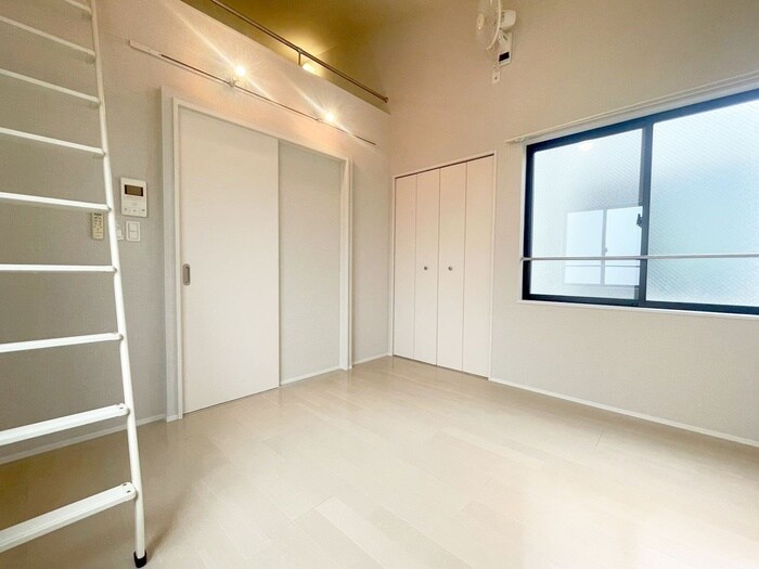 物件内観写真9　(居室)