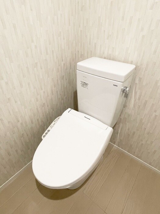 物件内観写真14　(トイレ)