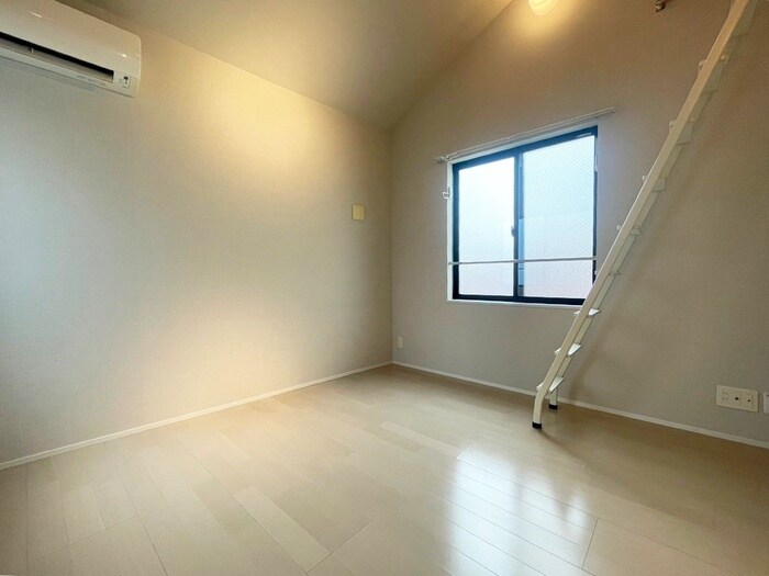物件内観写真18　(居室)