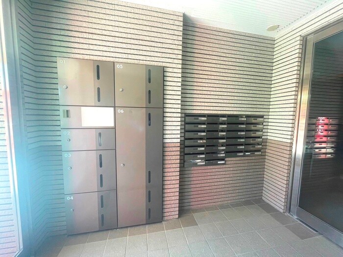 物件外観写真4　(建物設備)