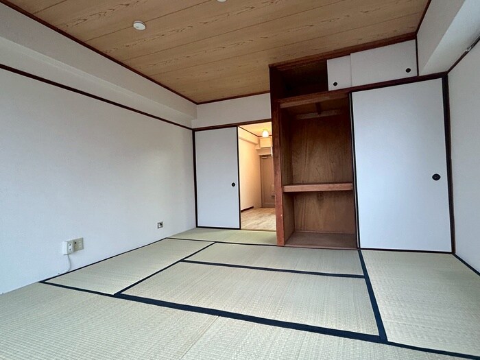 物件内観写真8　(内観写真)