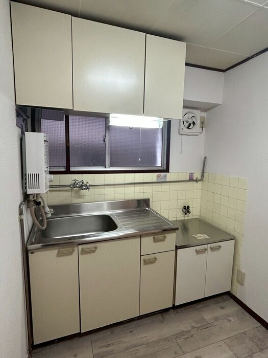 物件内観写真9　(キッチン)