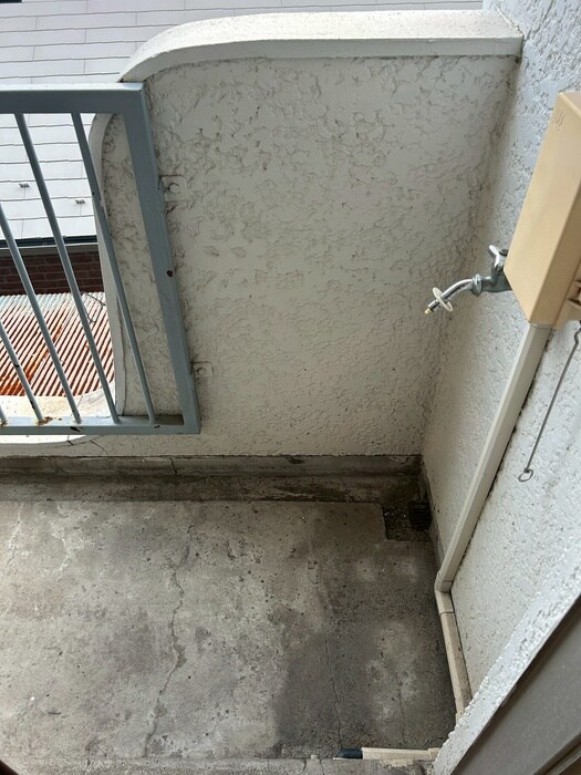 物件内観写真14　(洗濯機置場)