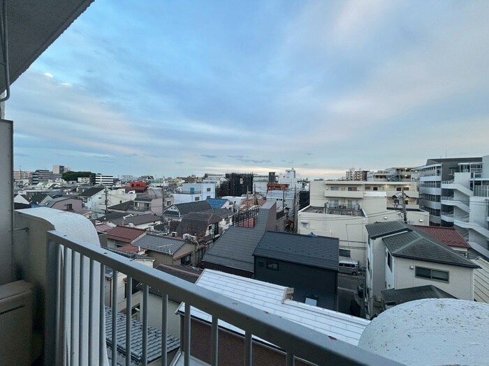 物件内観写真20　(室内からの展望)