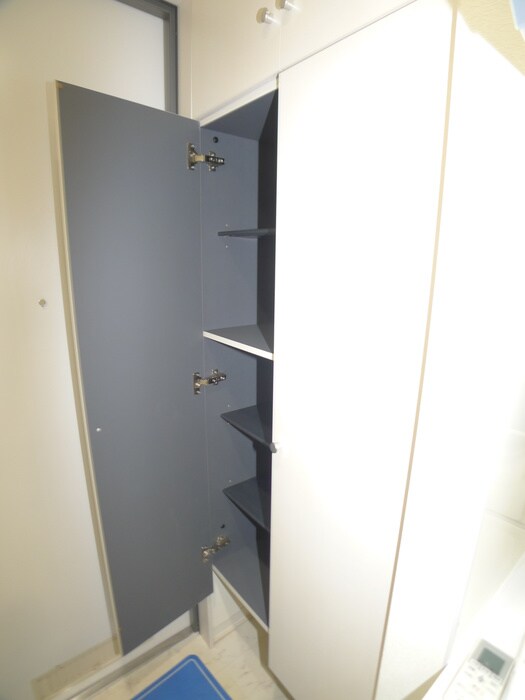 物件内観写真8　(靴箱)