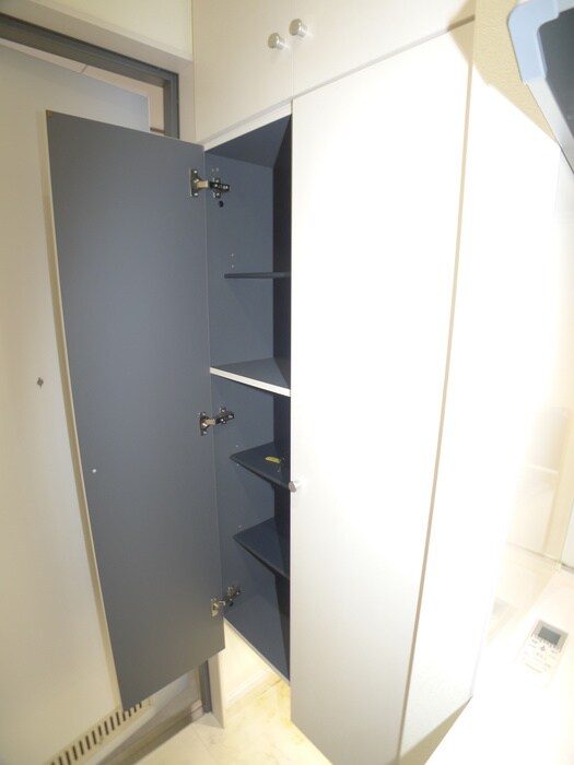 物件内観写真8　(靴箱)