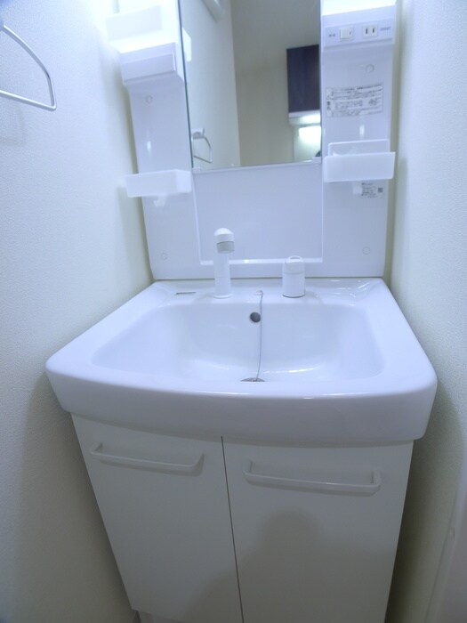 物件内観写真12　(洗面)