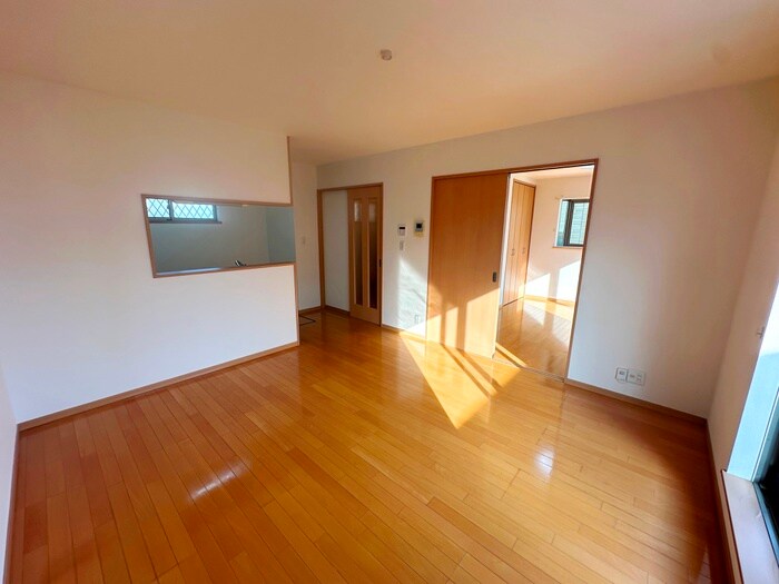 物件内観写真5　(居室)