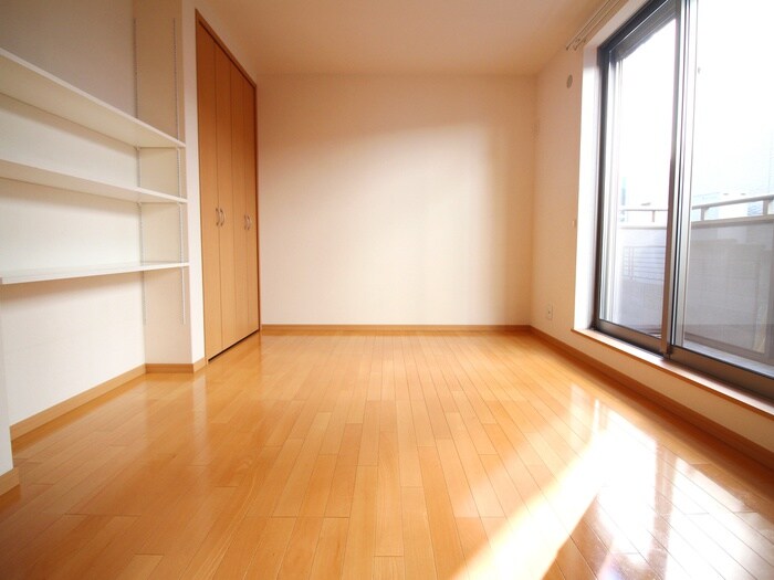 物件内観写真6　(居室)