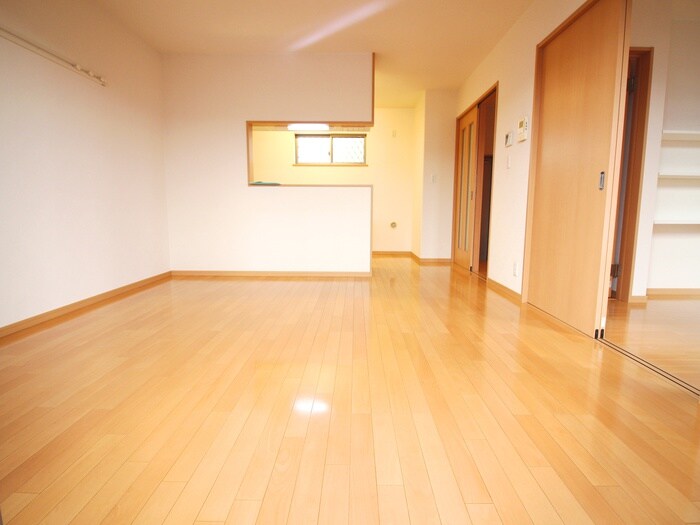 物件内観写真7　(居室)