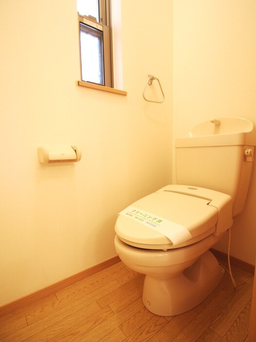 物件内観写真12　(トイレ)