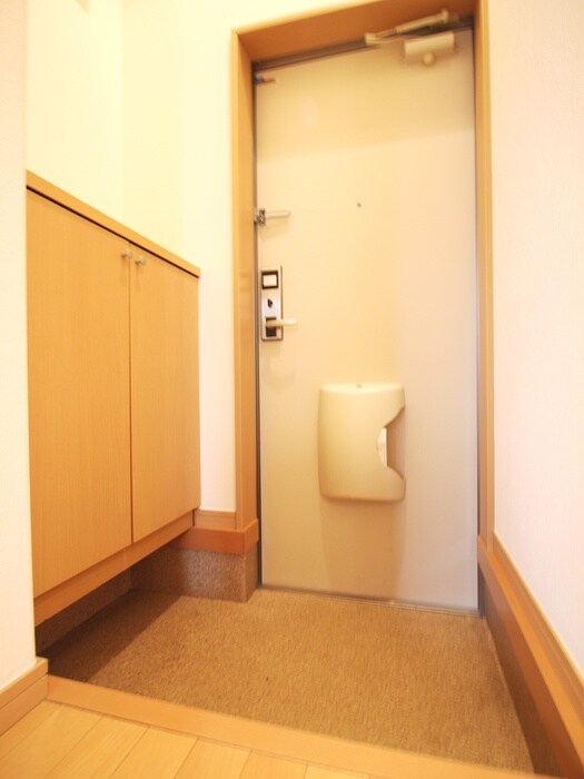 物件内観写真15　(玄関)