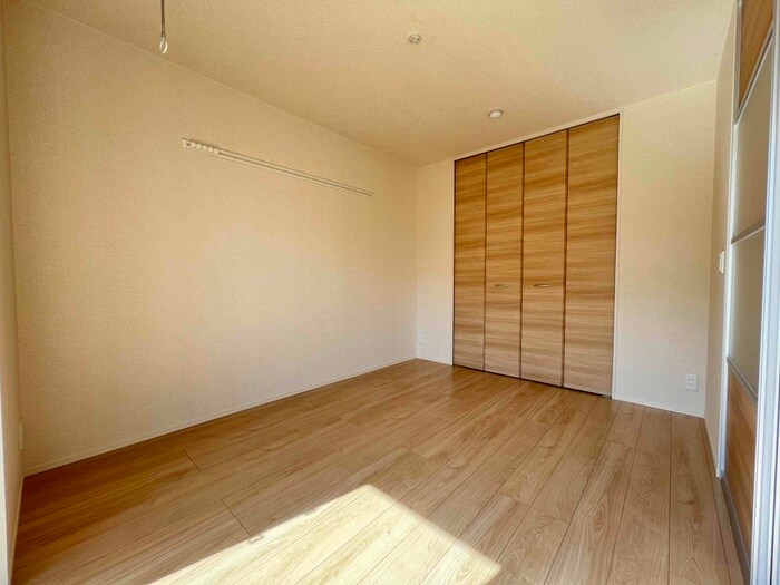 物件内観写真11　(居室)