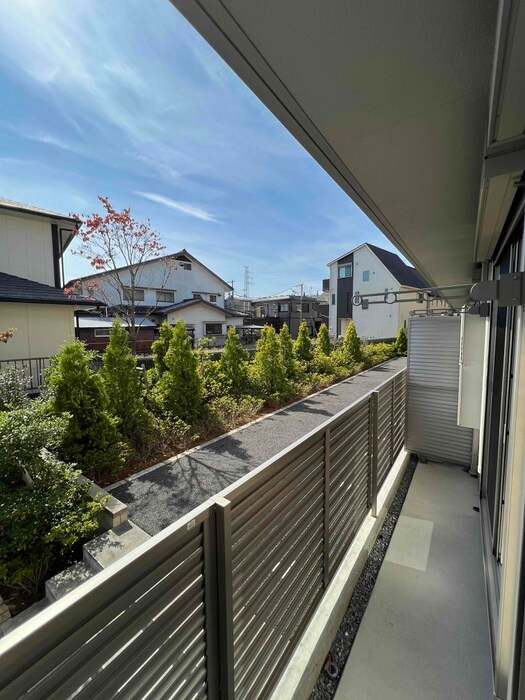 物件内観写真20　(室内からの展望)