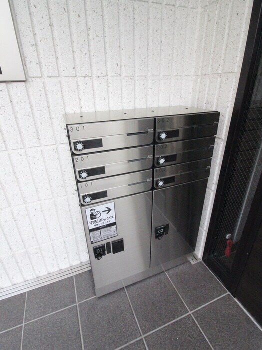 物件外観写真4　(建物設備)