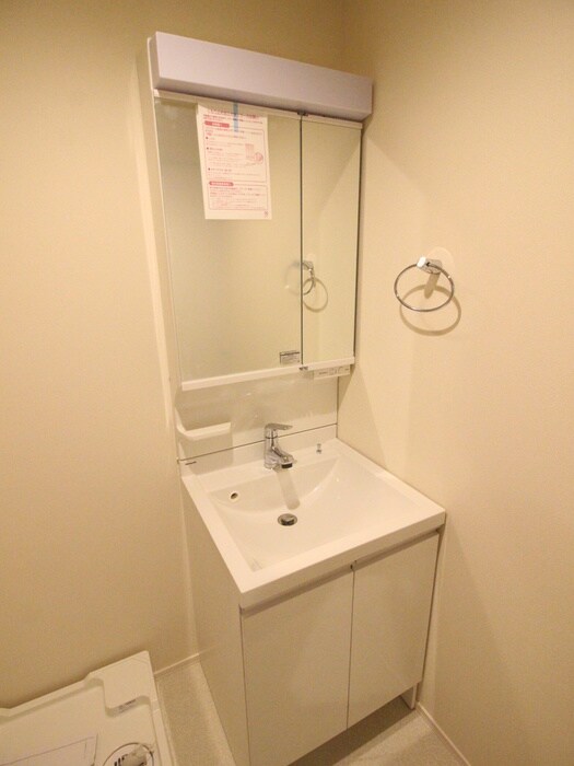 物件内観写真12　(洗面)