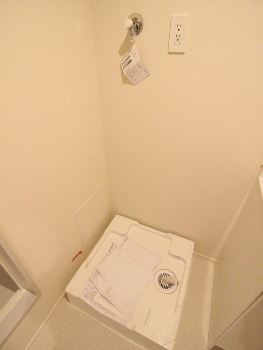 物件内観写真19　(洗濯機置場)