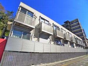 サンコートみどり台外観写真
