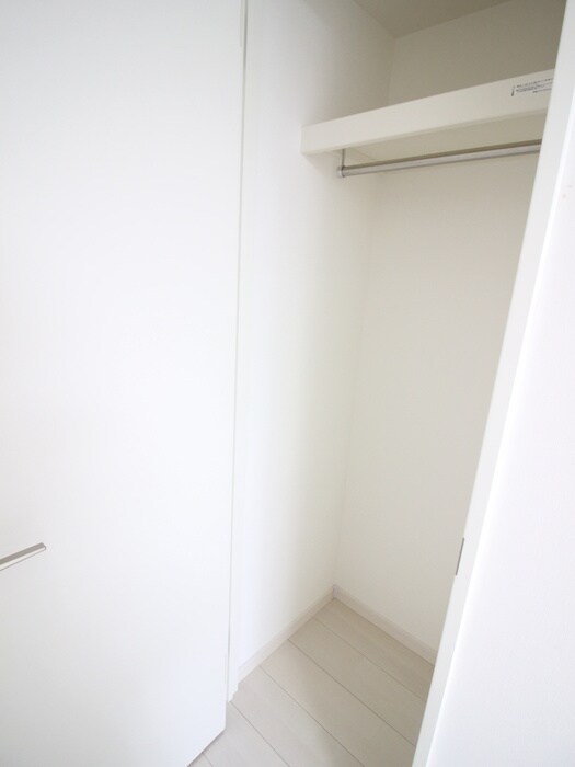 物件内観写真10　(収納)