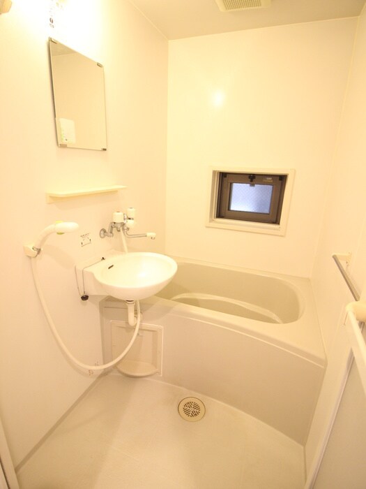 物件内観写真10　(バス／シャワールーム等)