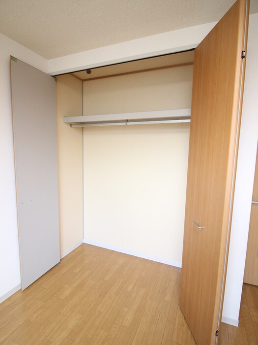 物件内観写真11　(収納)