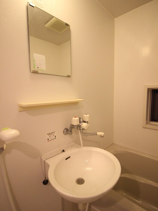 物件内観写真18　(洗面)